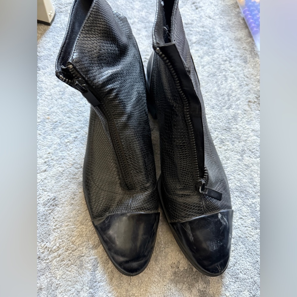 Black Textured Ankle Boots with Zipper